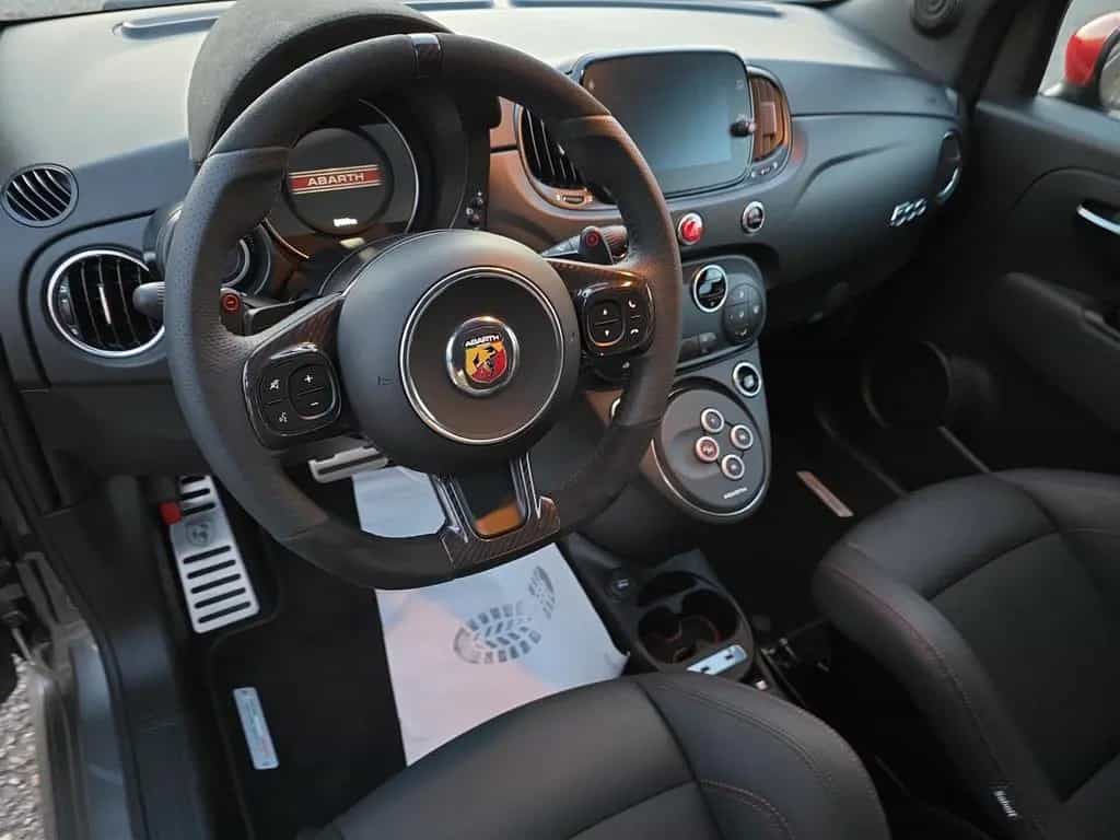 Abarth 695 Competizione 03/2024-photo-10