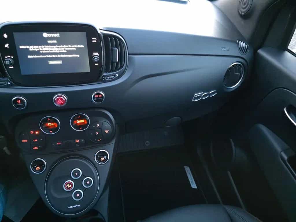 Abarth 695 Competizione 03/2024-photo-16