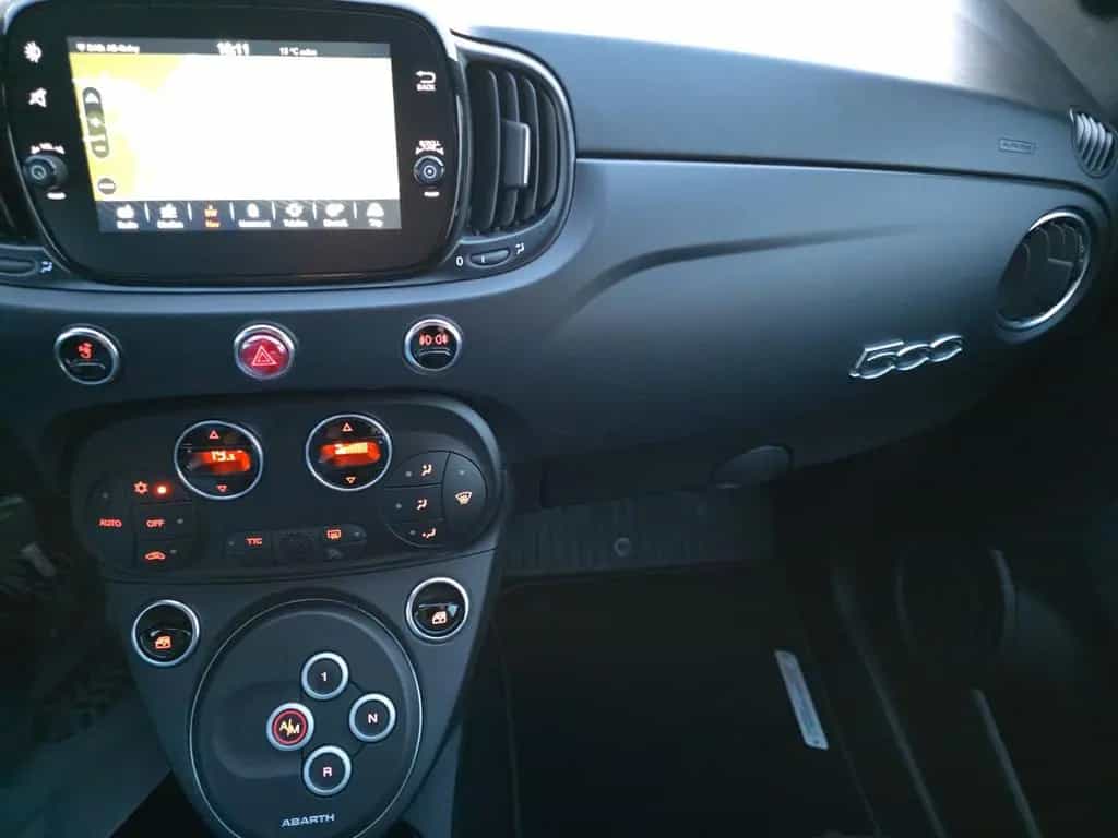 Abarth 695 Competizione 03/2024-photo-17
