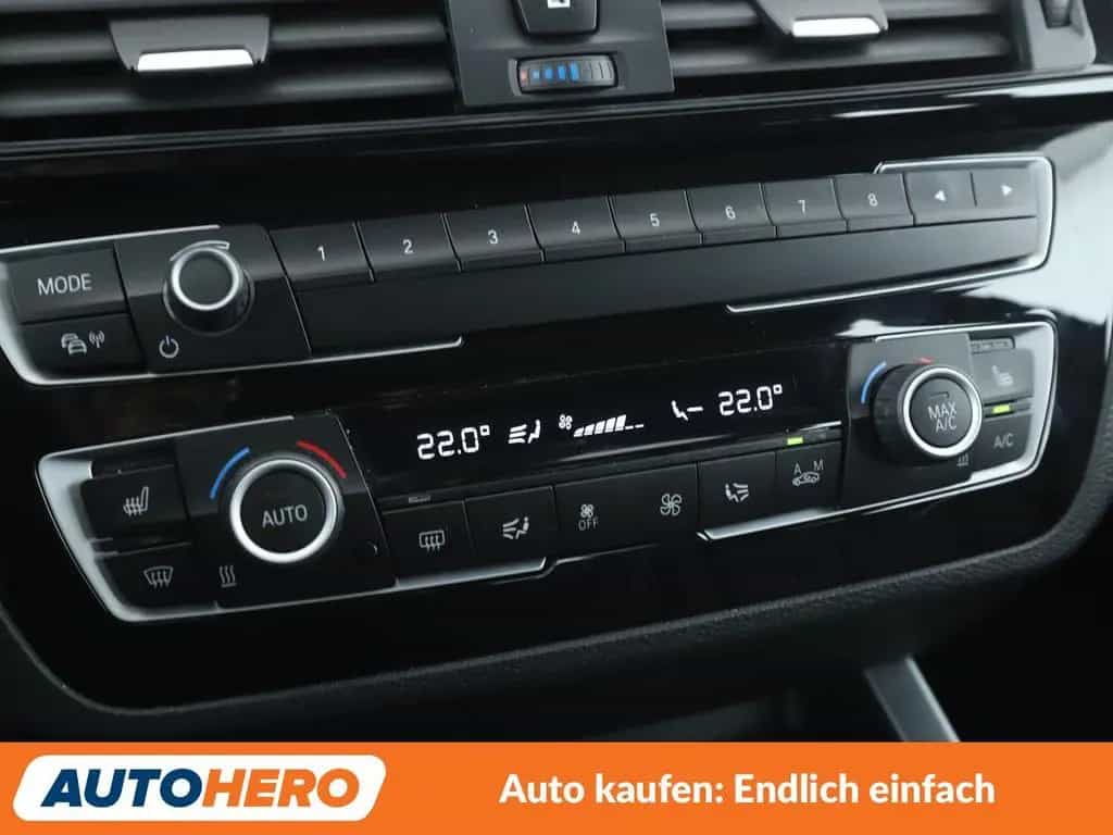 BMW 118 i Edition M Sport Shadow Aut*NAVI*LED*PDC*SHZ 09/2018-photo-21