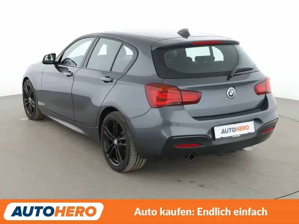 BMW 118 i Edition M Sport Shadow Aut*NAVI*LED*PDC*SHZ 09/2018-photo-3