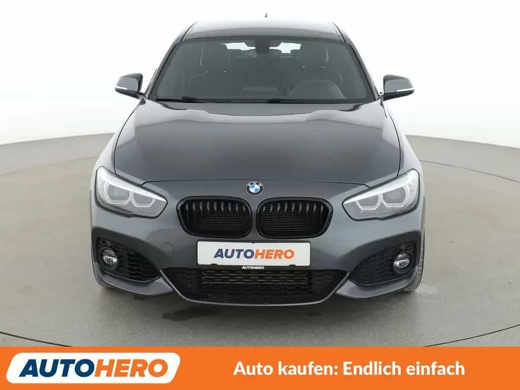 BMW 118 i Edition M Sport Shadow Aut*NAVI*LED*PDC*SHZ 09/2018-photo-8