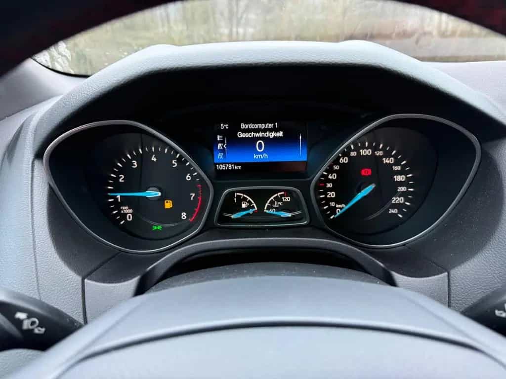 Ford Focus 1.5 Turnier Sport St-Line/Navi/PDC 11/2016-photo-11