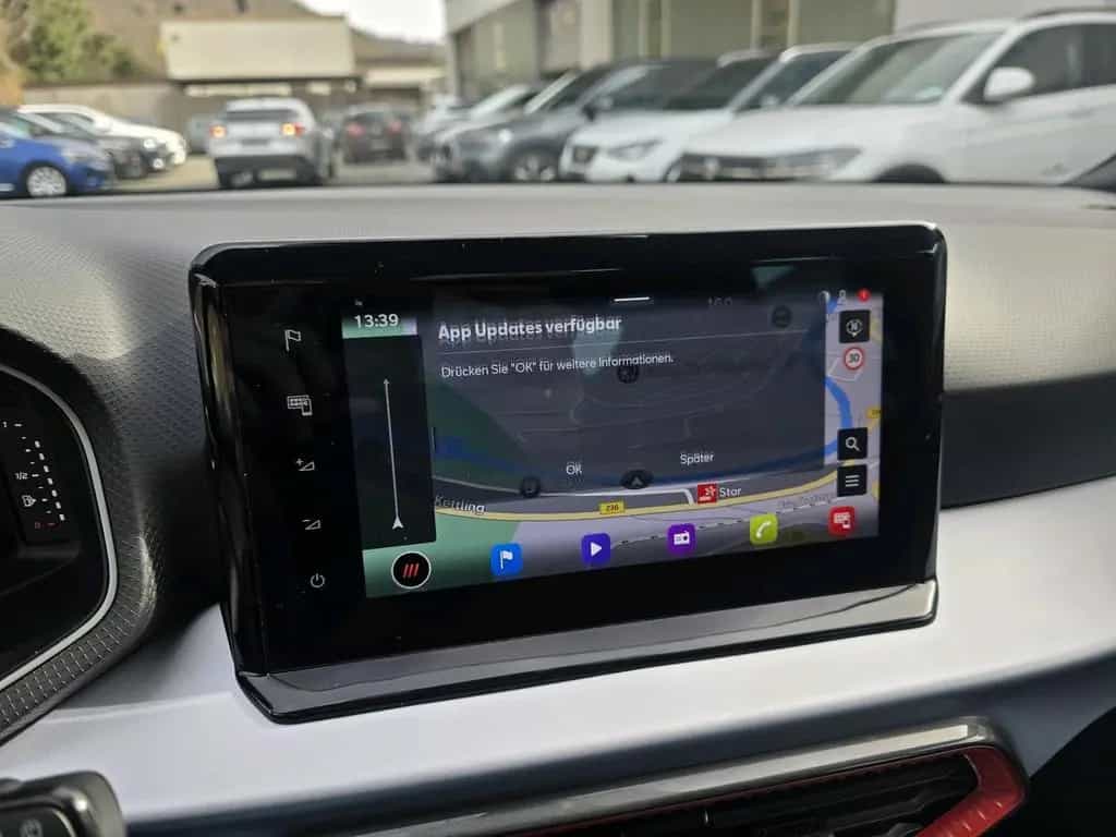 Seat Arona FR*KLIMAA.*KAMERA*LED*CARPLAY-NAVI* 03/2025-photo-3