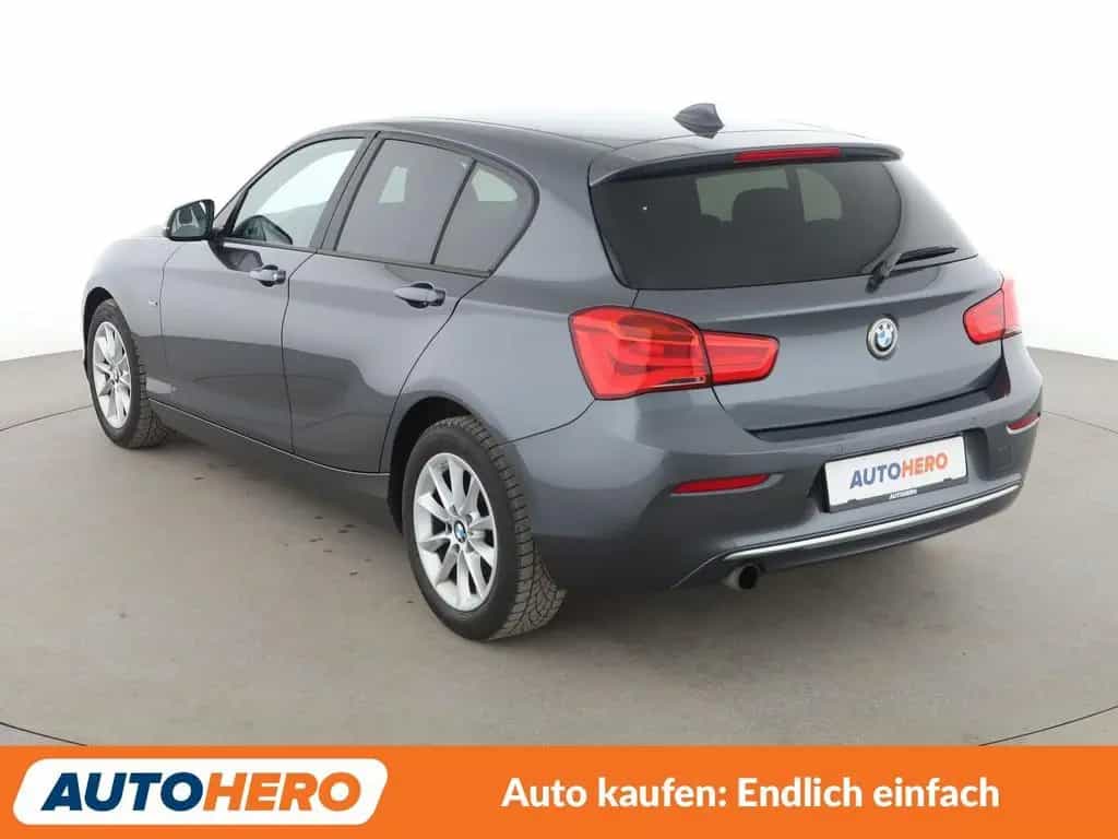 BMW 118 i Urban Line Aut. *NAVI*TEMPO*PDC*SHZ* 09/2015-photo-3