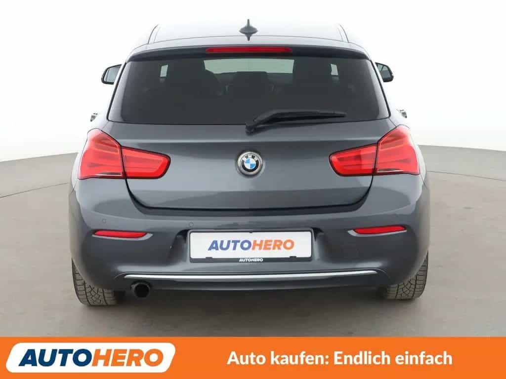 BMW 118 i Urban Line Aut. *NAVI*TEMPO*PDC*SHZ* 09/2015-photo-4