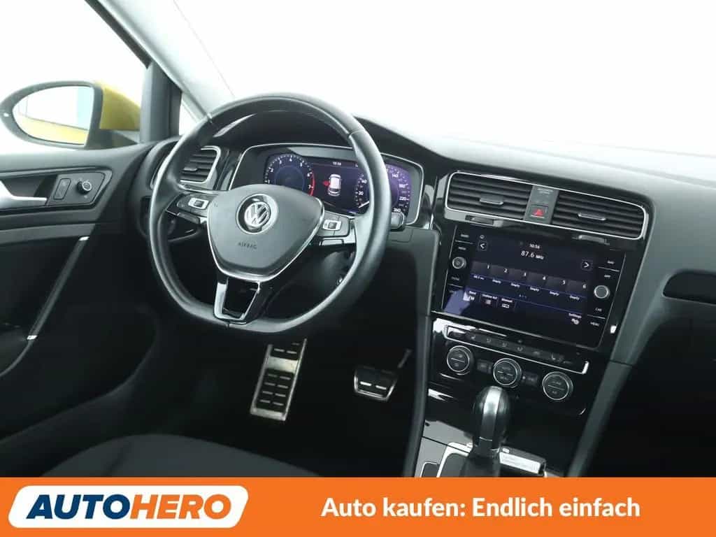 Volkswagen Golf VII 1.0 TSI Sound Aut.*NAVI*LED*ACC*PDC*SHZ 11/2017-photo-12