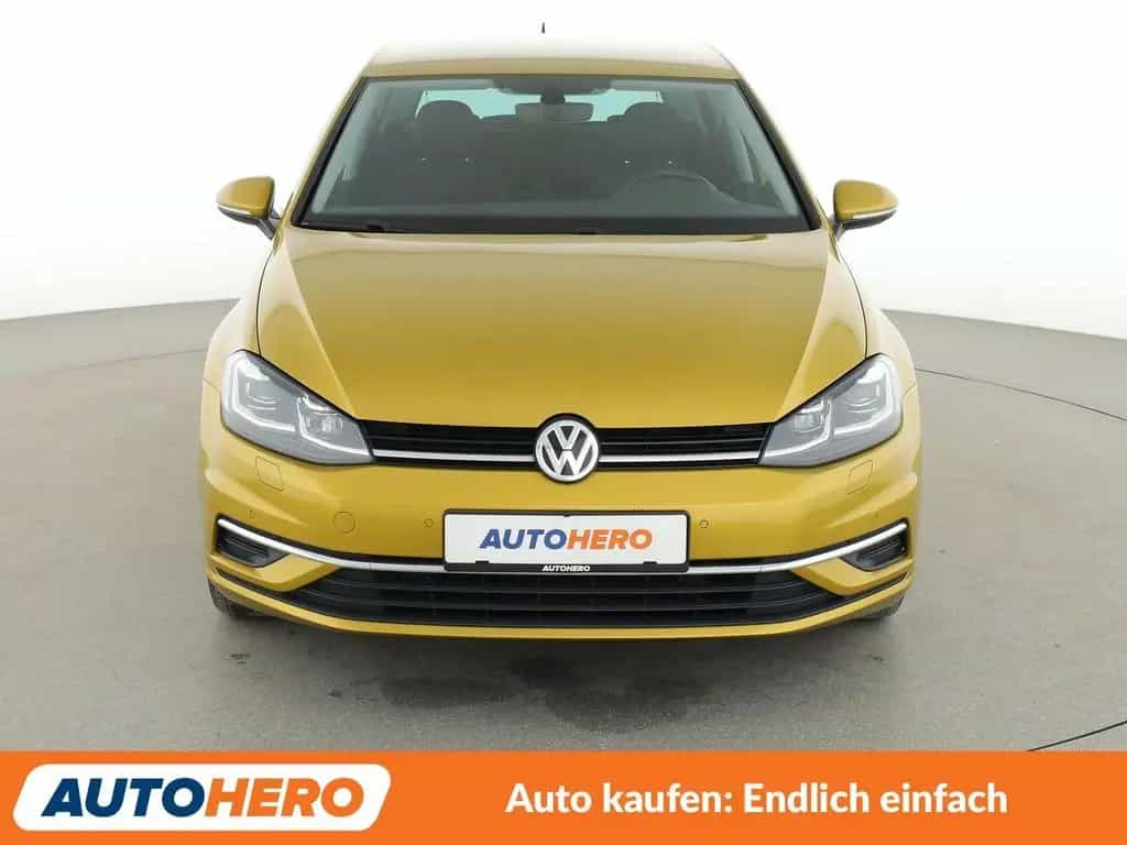 Volkswagen Golf VII 1.0 TSI Sound Aut.*NAVI*LED*ACC*PDC*SHZ 11/2017-photo-8