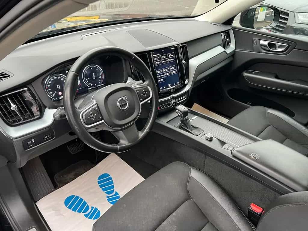 Volvo XC60 XC 60 XC60 Momentum AWD 10/2017-photo-11
