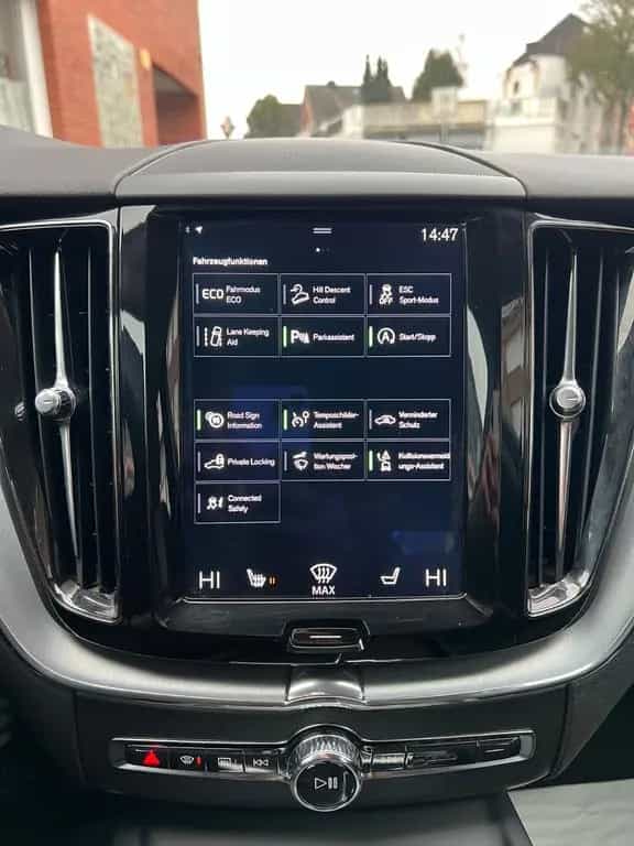 Volvo XC60 XC 60 XC60 Momentum AWD 10/2017-photo-25