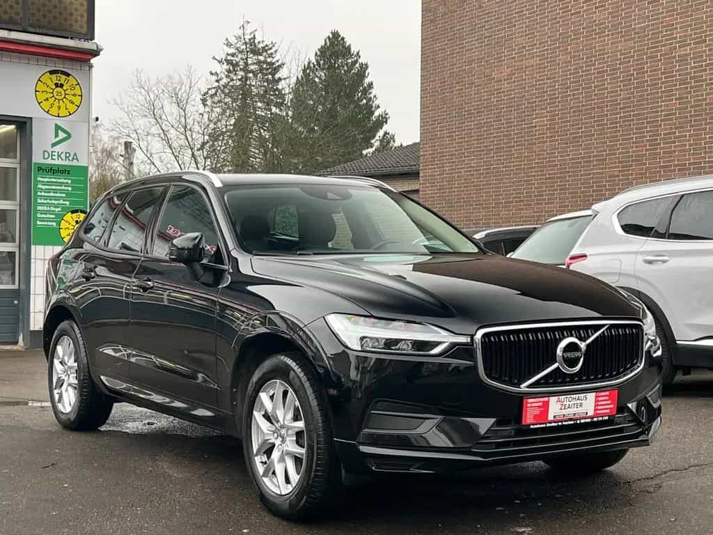 Volvo XC60 XC 60 XC60 Momentum AWD 10/2017-photo-3