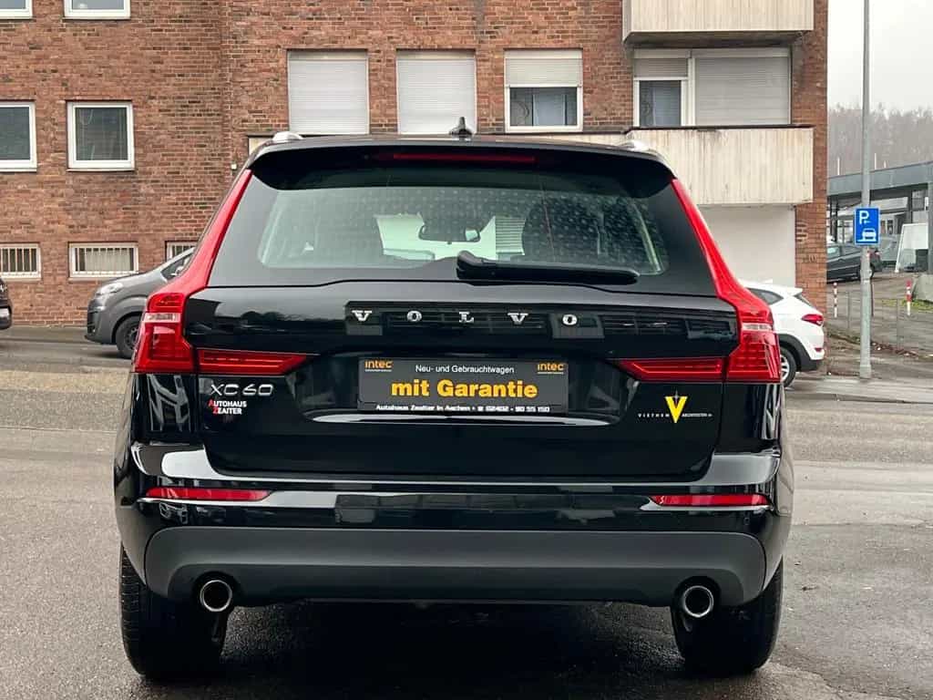Volvo XC60 XC 60 XC60 Momentum AWD 10/2017-photo-7