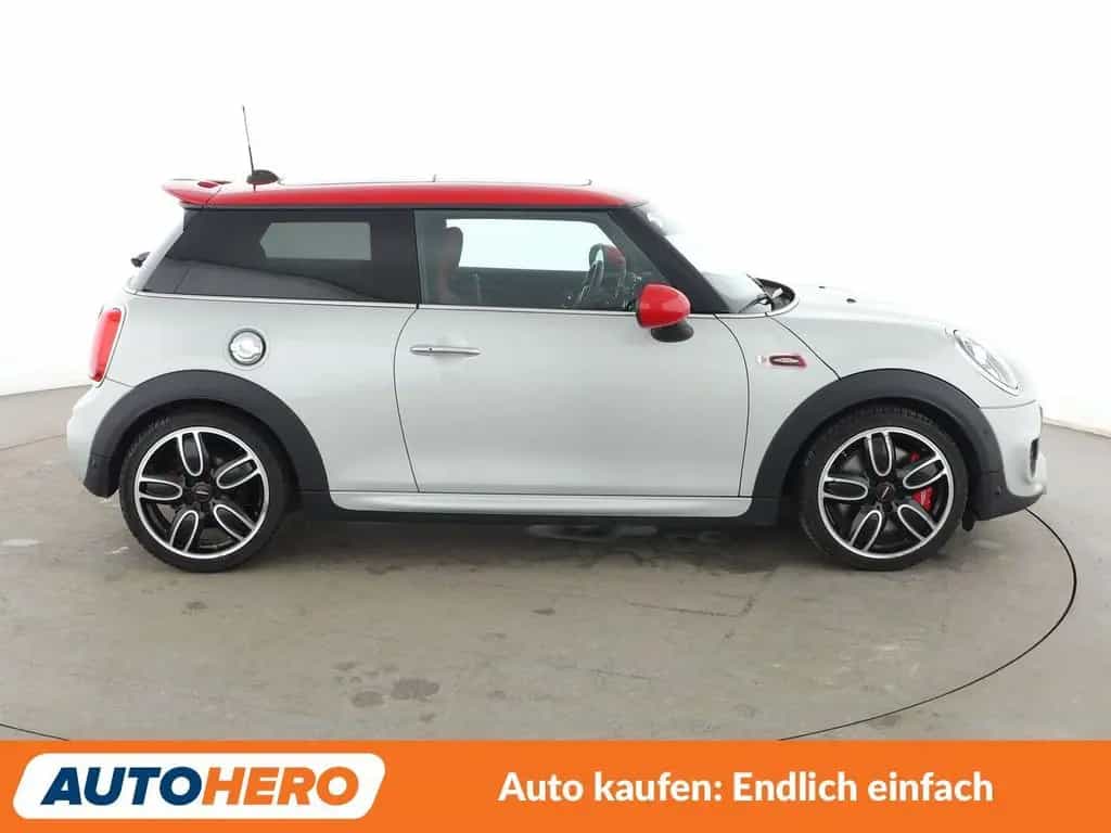 MINI John Cooper Works Aut.*NAVI*ACC*CAM*PDC*SHZ 12/2019-photo-6