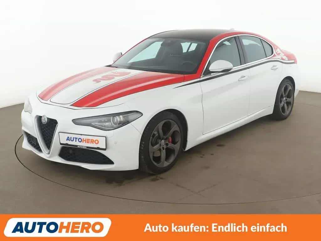Alfa Romeo Giulia 2.2 JTDM Super *NAVI*PDC*TEMPO*ALU*KLIMA* 06/2017-photo-0