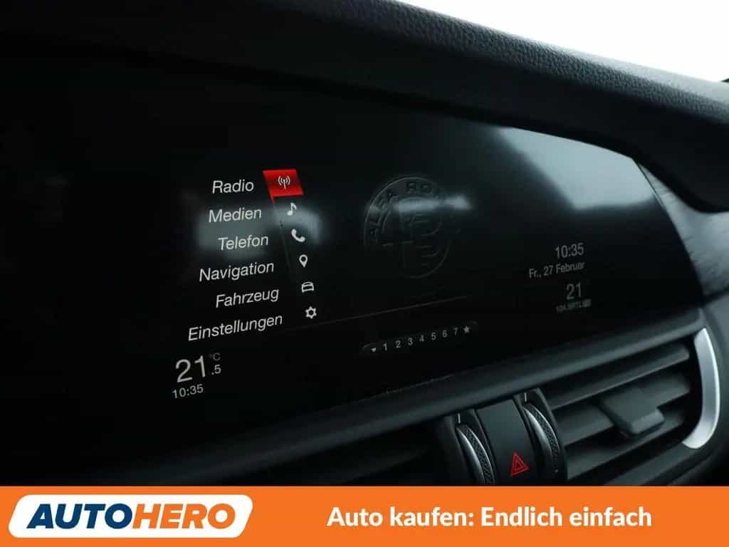 Alfa Romeo Giulia 2.2 JTDM Super *NAVI*PDC*TEMPO*ALU*KLIMA* 06/2017-photo-21