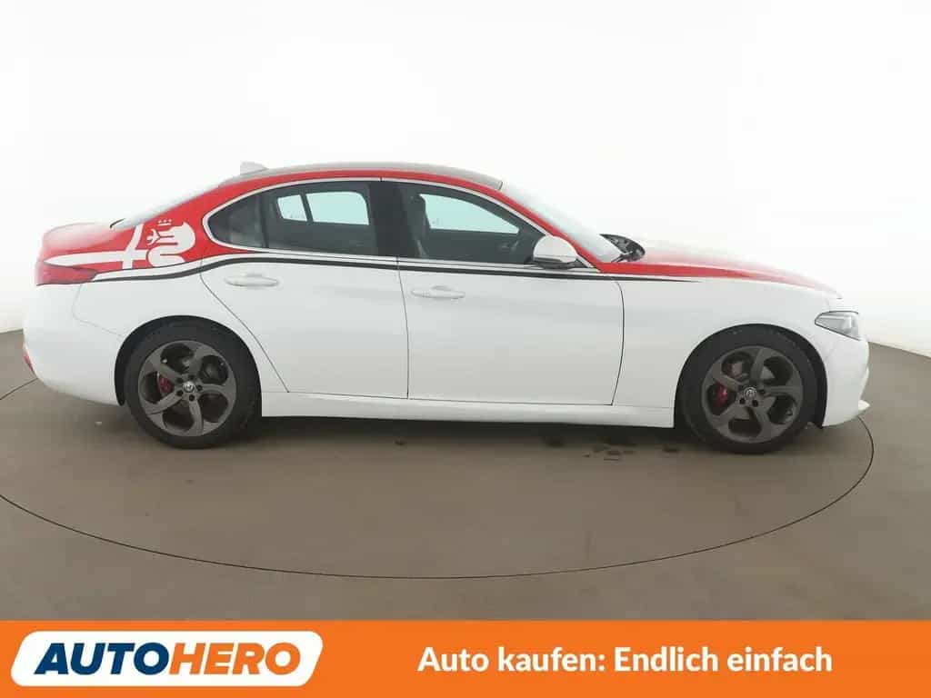 Alfa Romeo Giulia 2.2 JTDM Super *NAVI*PDC*TEMPO*ALU*KLIMA* 06/2017-photo-6