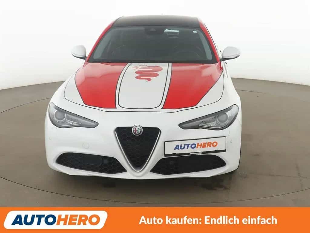 Alfa Romeo Giulia 2.2 JTDM Super *NAVI*PDC*TEMPO*ALU*KLIMA* 06/2017-photo-8