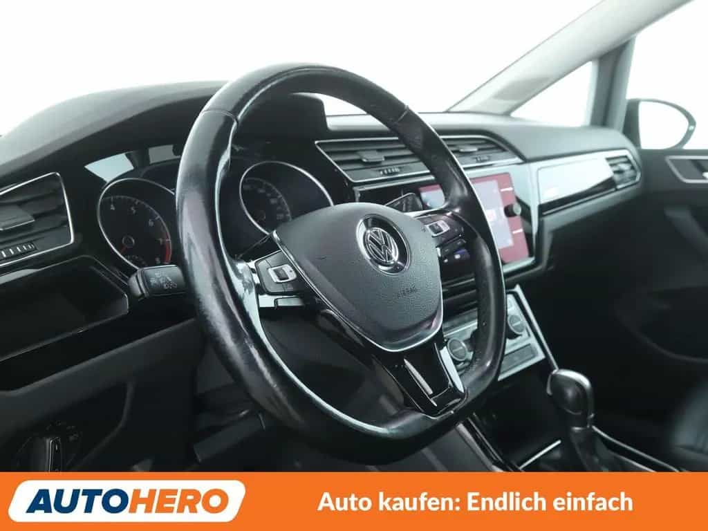 Volkswagen Touran 1.8 TSI Highline BlueMotion Aut.*NAVI*LED 09/2017-photo-10