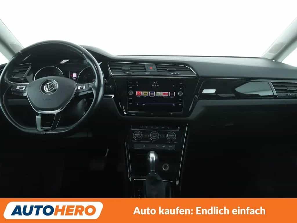 Volkswagen Touran 1.8 TSI Highline BlueMotion Aut.*NAVI*LED 09/2017-photo-11