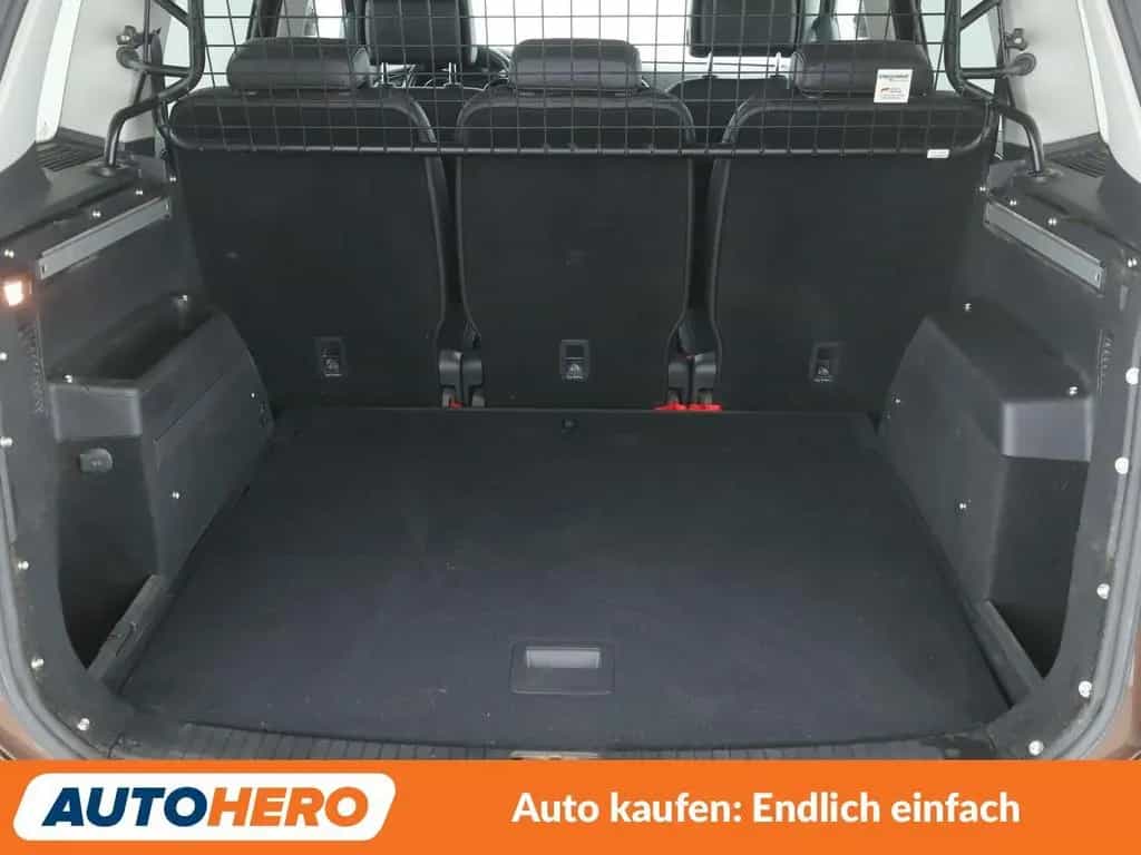 Volkswagen Touran 1.8 TSI Highline BlueMotion Aut.*NAVI*LED 09/2017-photo-17