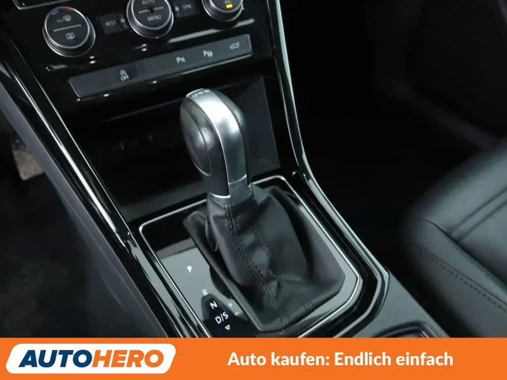 Volkswagen Touran 1.8 TSI Highline BlueMotion Aut.*NAVI*LED 09/2017-photo-22
