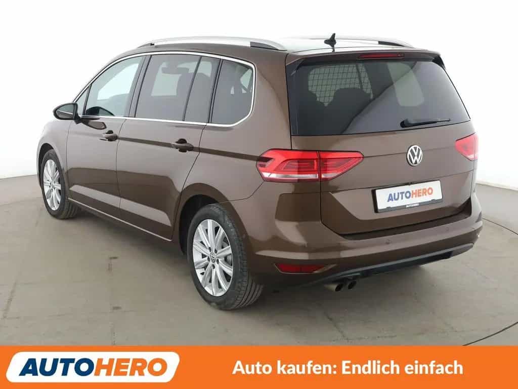 Volkswagen Touran 1.8 TSI Highline BlueMotion Aut.*NAVI*LED 09/2017-photo-3
