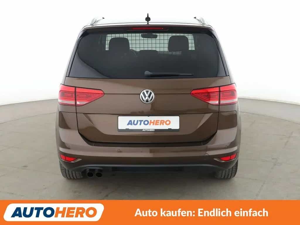 Volkswagen Touran 1.8 TSI Highline BlueMotion Aut.*NAVI*LED 09/2017-photo-4