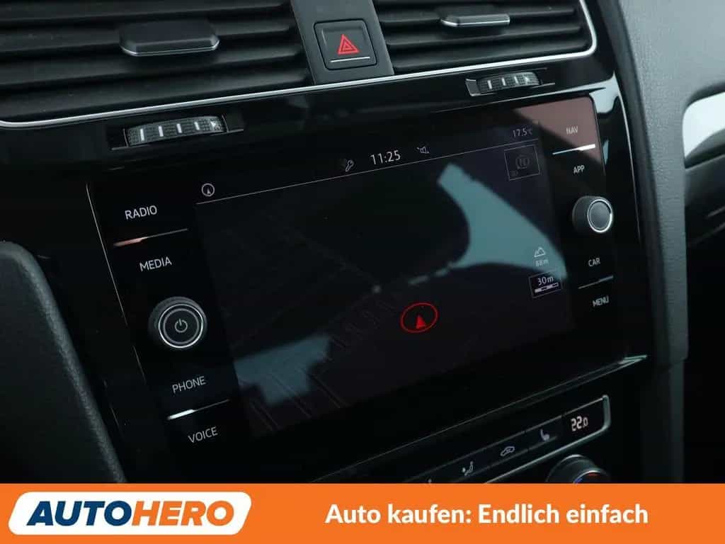 Volkswagen Golf VII 1.4 TSI Join*NAVI*CAM*SHZ*PDC* 05/2018-photo-22