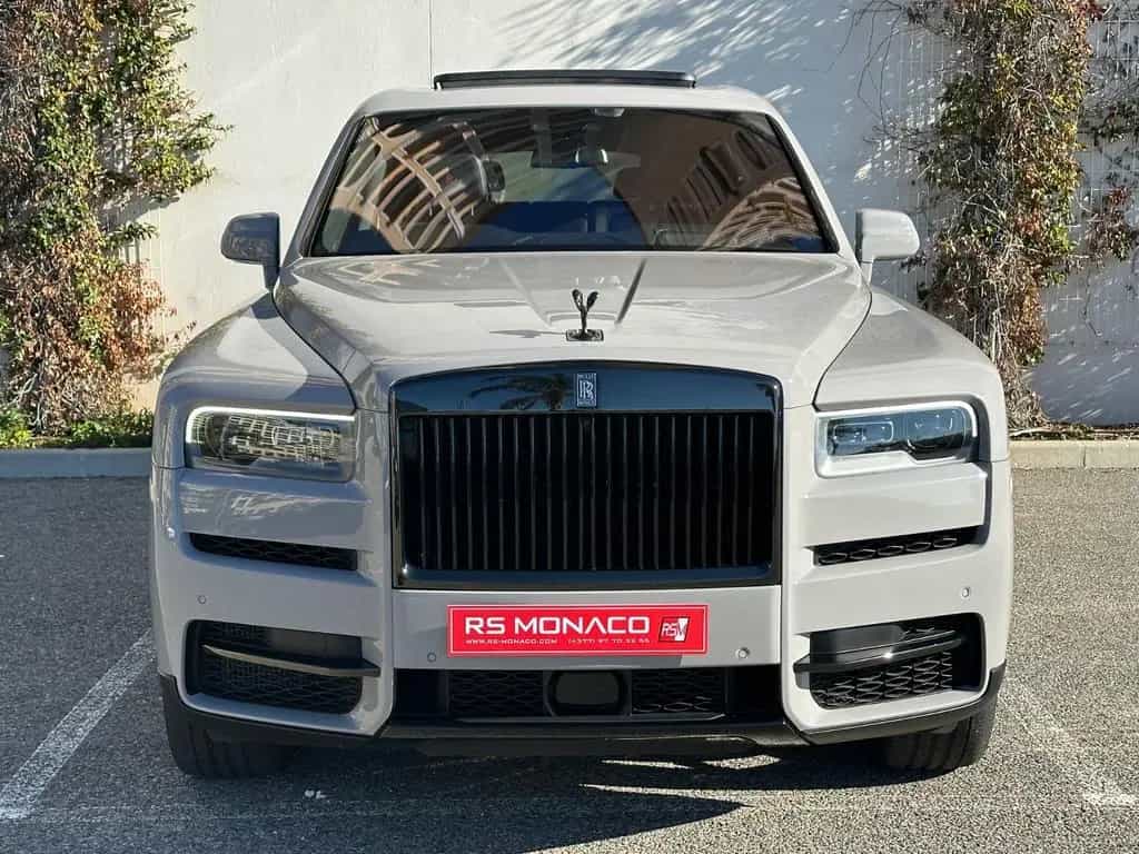 Rolls-Royce Cullinan Black Badge 12/2021-photo-2