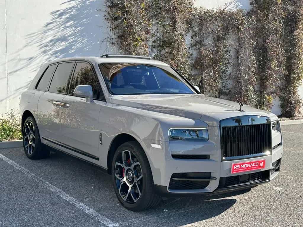 Rolls-Royce Cullinan Black Badge 12/2021-photo-3