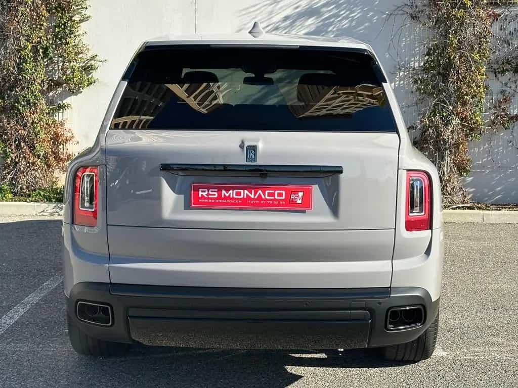 Rolls-Royce Cullinan Black Badge 12/2021-photo-6