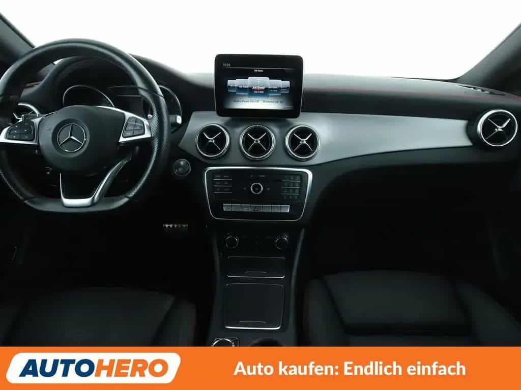 Mercedes-Benz CLA-Class 250 4Matic AMG Line Aut.*NAVI*PDC*TEMPO* 03/2017-photo-11