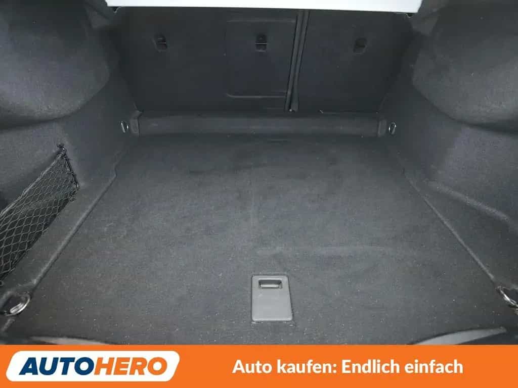 Mercedes-Benz CLA-Class 250 4Matic AMG Line Aut.*NAVI*PDC*TEMPO* 03/2017-photo-17