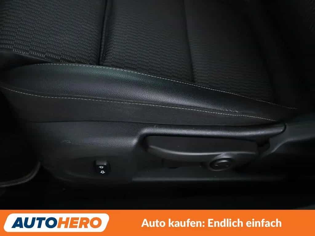 Opel Insignia Sports Tourer 1.5 SIDI Turbo Aut.*NAVI* 01/2018-photo-27