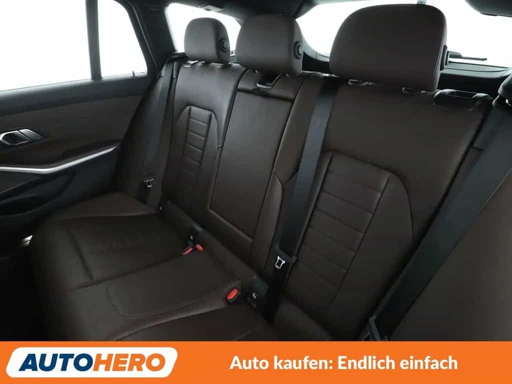 BMW 3 Series 330i xDrive M Sport Aut.*NAVI*360CAM*ACC*SHZ*ALU 06/2020-photo-13