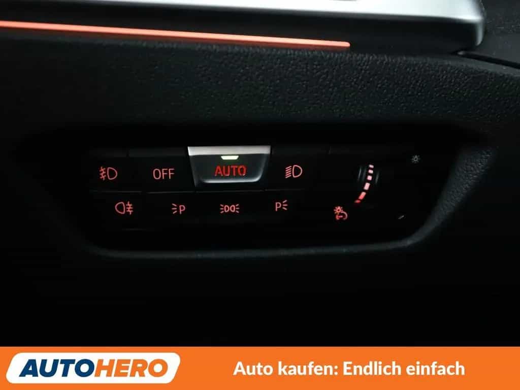 BMW 3 Series 330i xDrive M Sport Aut.*NAVI*360CAM*ACC*SHZ*ALU 06/2020-photo-26