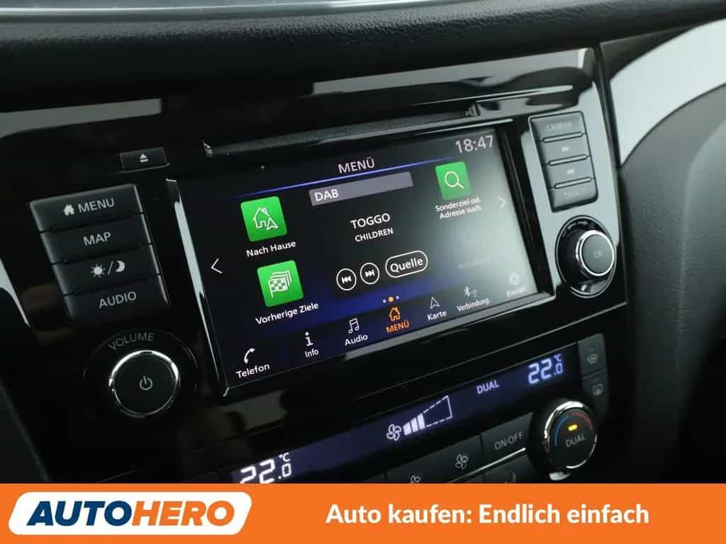 Nissan Qashqai 1.3 DIG-T N-Connecta Aut*NAVI*TEMPO*CAM* 02/2020-photo-20