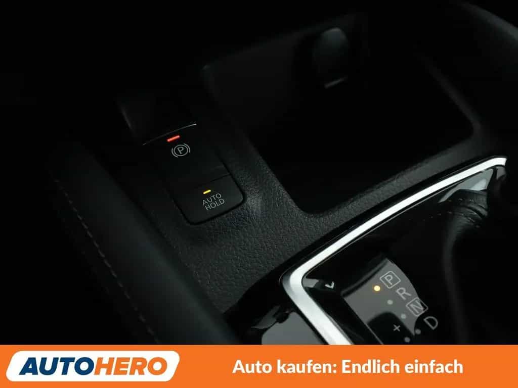 Nissan Qashqai 1.3 DIG-T N-Connecta Aut*NAVI*TEMPO*CAM* 02/2020-photo-25