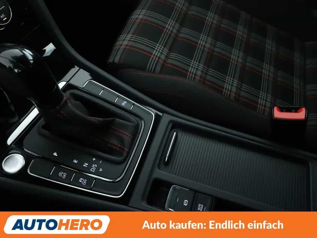 Volkswagen Golf VII 2.0 TSI GTI Performance BM Aut.*LED*PDC 01/2020-photo-21