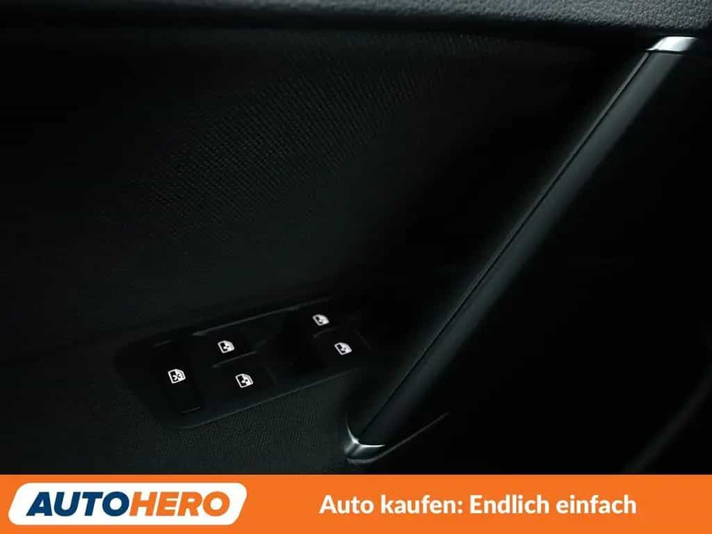 Volkswagen Golf VII 2.0 TSI GTI Performance BM Aut.*LED*PDC 01/2020-photo-23