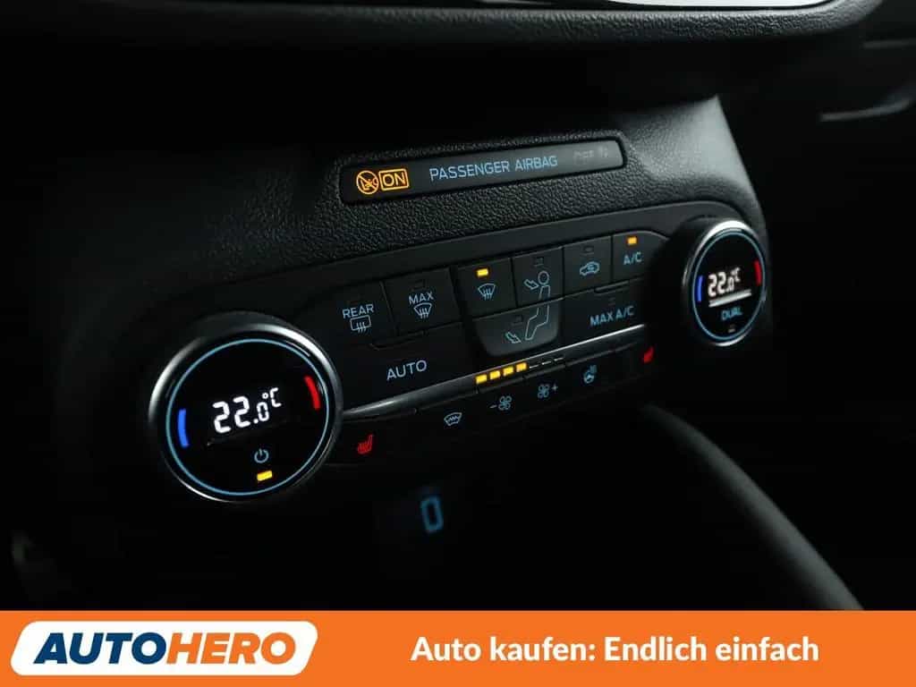 Ford Focus 2.3 EcoBoost ST*NAVI*LED*PDC*CAM*SHZ*TEMPO 09/2020-photo-23