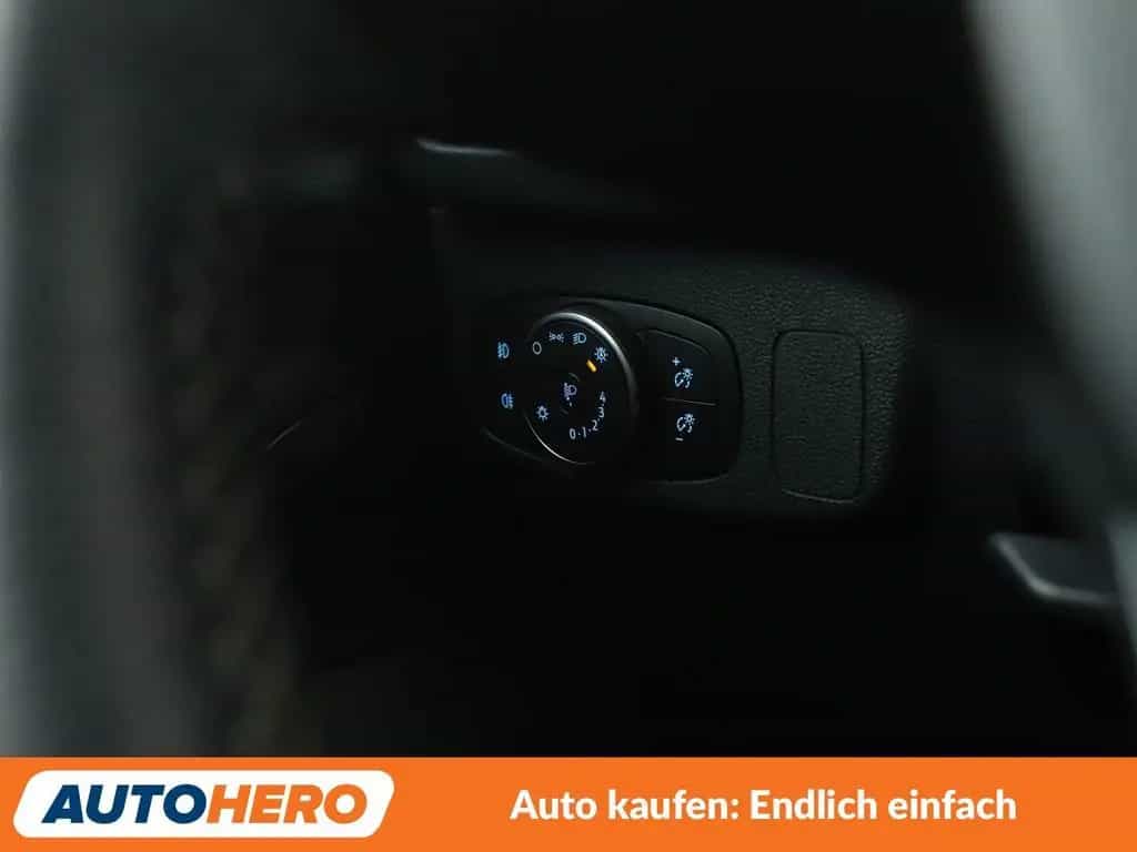 Ford Focus 2.3 EcoBoost ST*NAVI*LED*PDC*CAM*SHZ*TEMPO 09/2020-photo-26