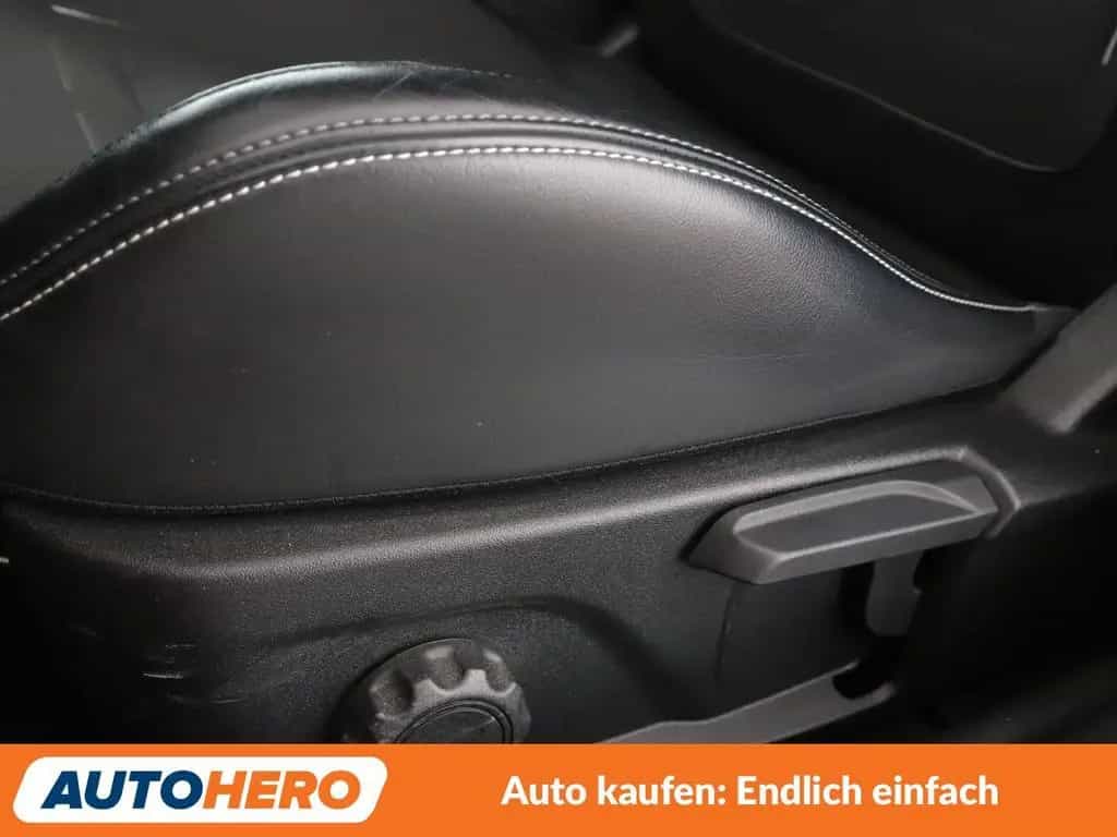 Ford Focus 2.3 EcoBoost ST*NAVI*LED*PDC*CAM*SHZ*TEMPO 09/2020-photo-29
