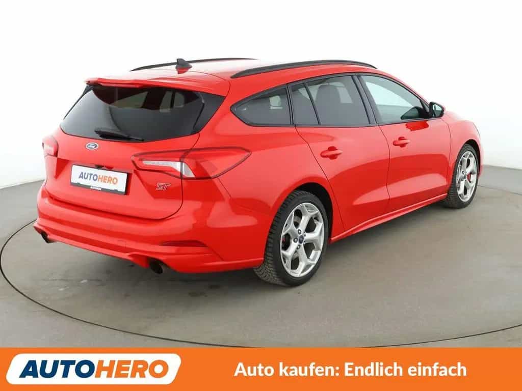 Ford Focus 2.3 EcoBoost ST*NAVI*LED*PDC*CAM*SHZ*TEMPO 09/2020-photo-5
