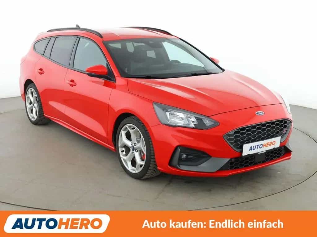 Ford Focus 2.3 EcoBoost ST*NAVI*LED*PDC*CAM*SHZ*TEMPO 09/2020-photo-7