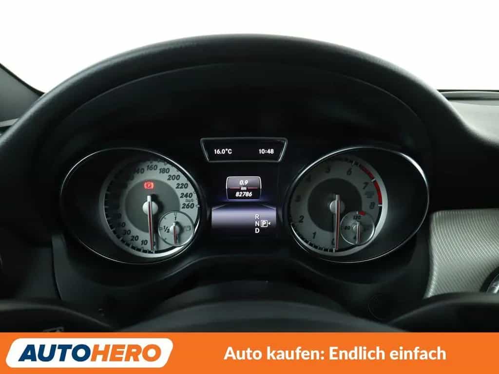 Mercedes-Benz CLA-Class 180 Urban Aut.*NAVI*PDC*TEMPO* 01/2016-photo-19