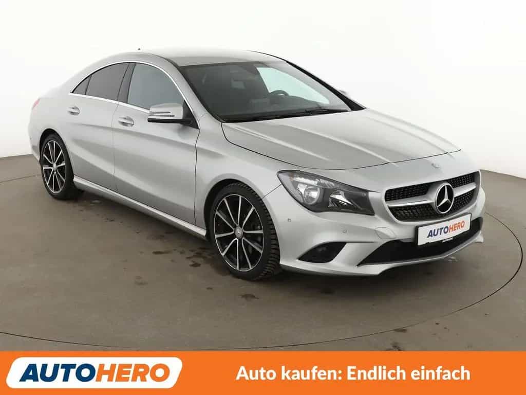 Mercedes-Benz CLA-Class 180 Urban Aut.*NAVI*PDC*TEMPO* 01/2016-photo-7