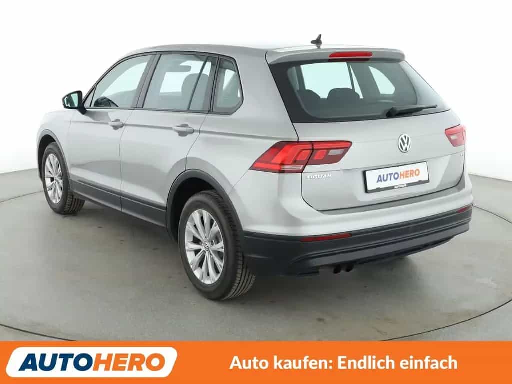 Volkswagen Tiguan 1.4 TSI ACT Trendline BlueMotion Aut.*NAV 02/2017-photo-3