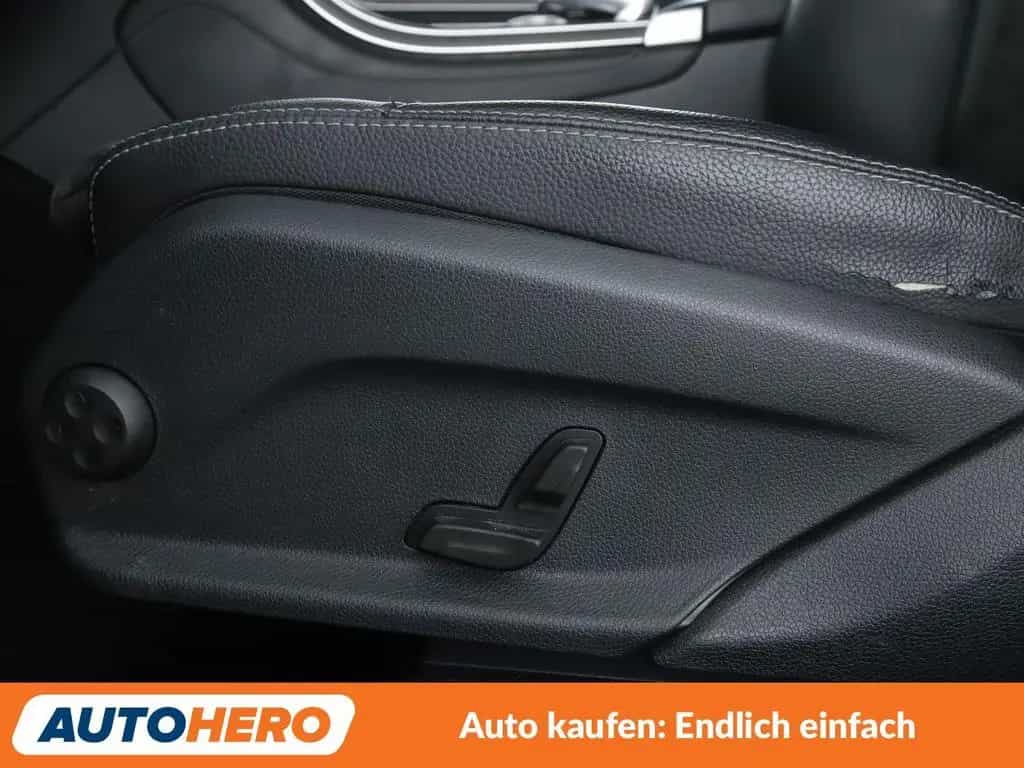 Mercedes-Benz GLC-Class 300 4Matic AMG Line Aut.*NAV*LED*ACC*CAM*PDC 08/2017-photo-28