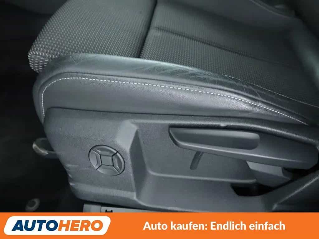 Audi A3 Limousine 35 TFSI S line Aut.*NAV*MATRIX*ACC* 02/2021-photo-24